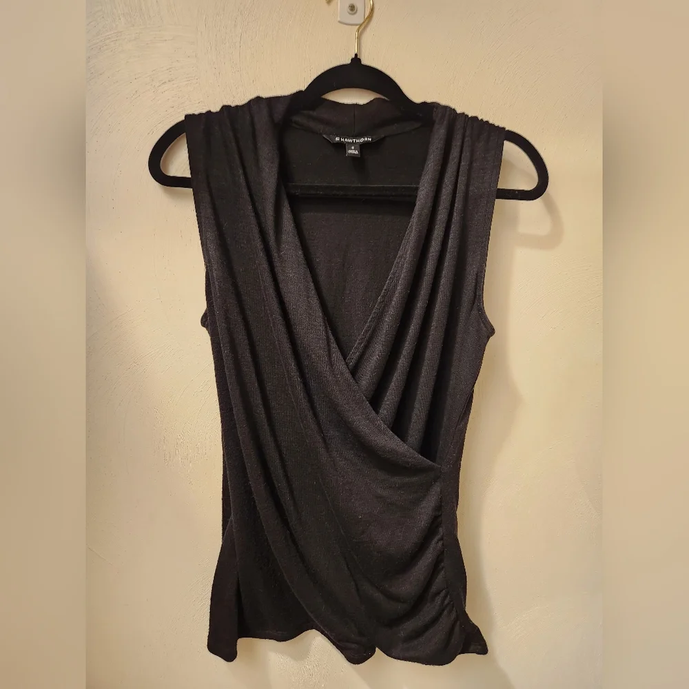 EUC 41 Hawthorn Gray Sleeveless Wrap Blouse MEDIUM - Picture 1 of 3